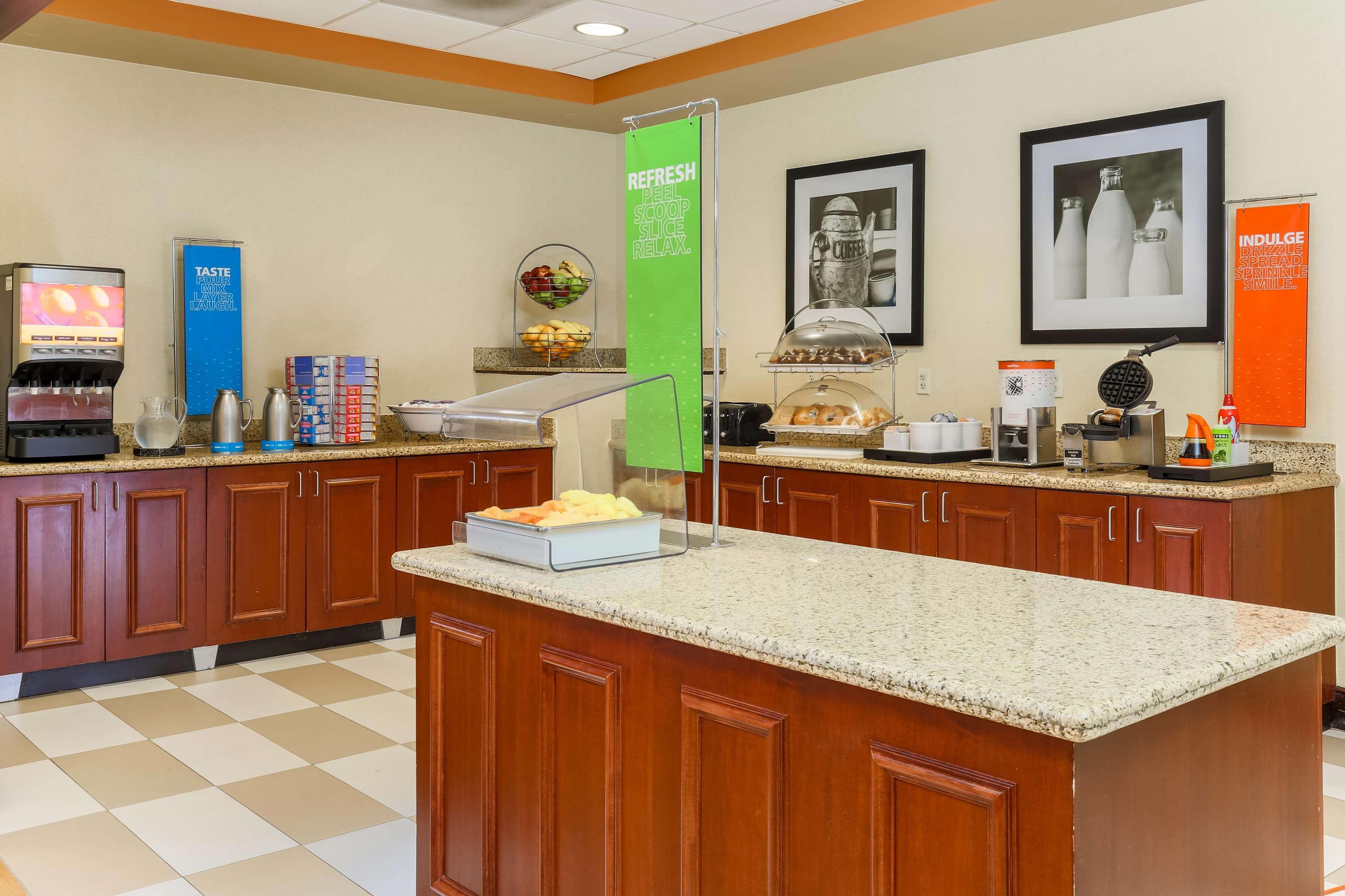 Hampton Inn Nanuet Kültér fotó