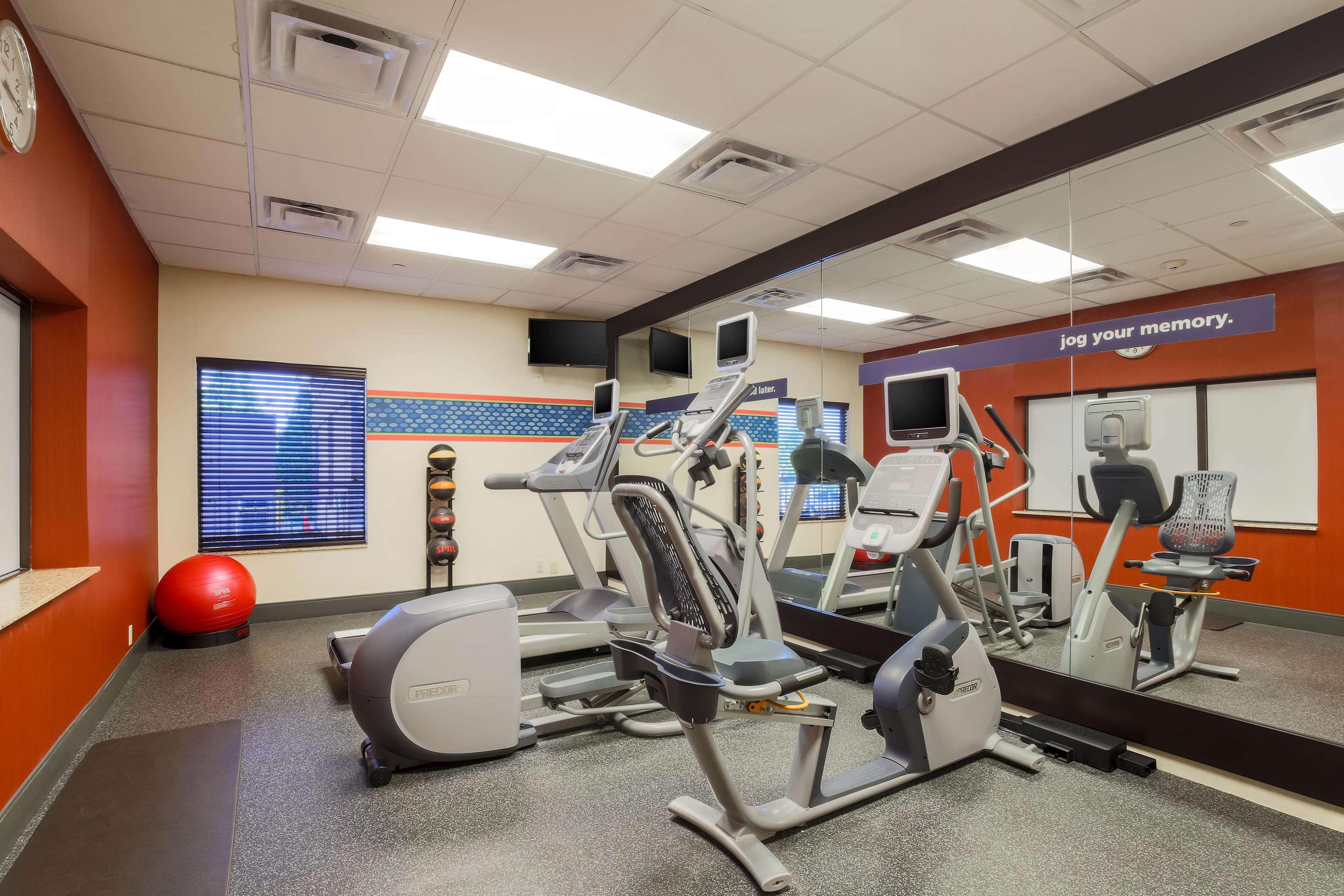 Hampton Inn Nanuet Kültér fotó